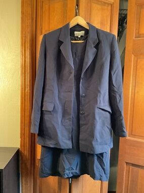Casual Corner size 8 Dress Suit